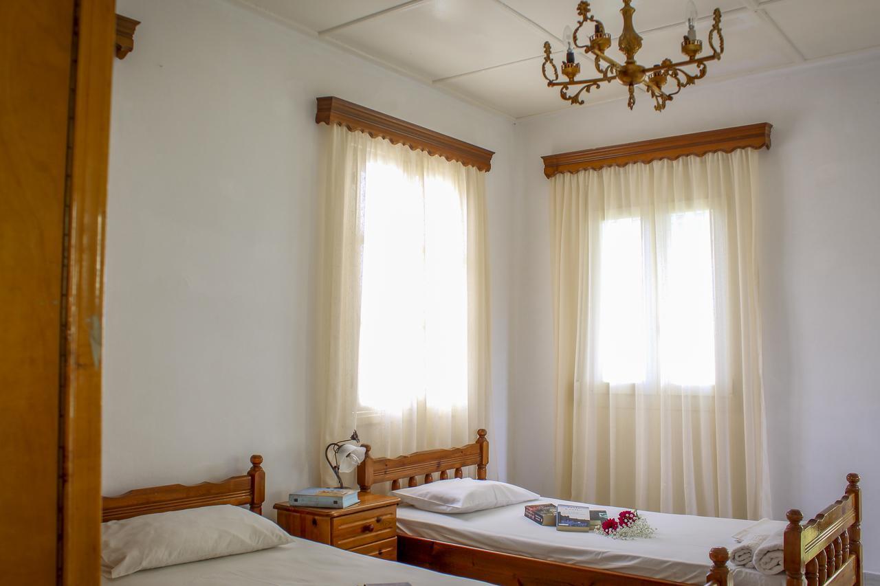 Pelagion II Sea Coral - Beachfront Holiday Home Kypseli Extérieur photo